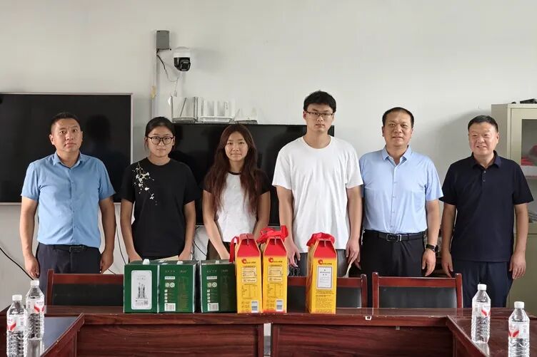 图片.jpg 图片.jpg